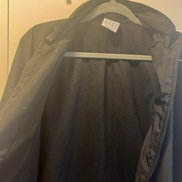 Adidas Men’s Windbreaker - Picture 3 of 4